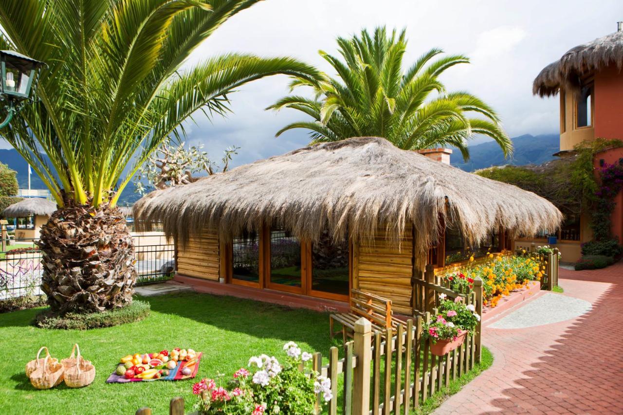 אוטהוואלו Hosteria Cabanas Del Lago מראה חיצוני תמונה